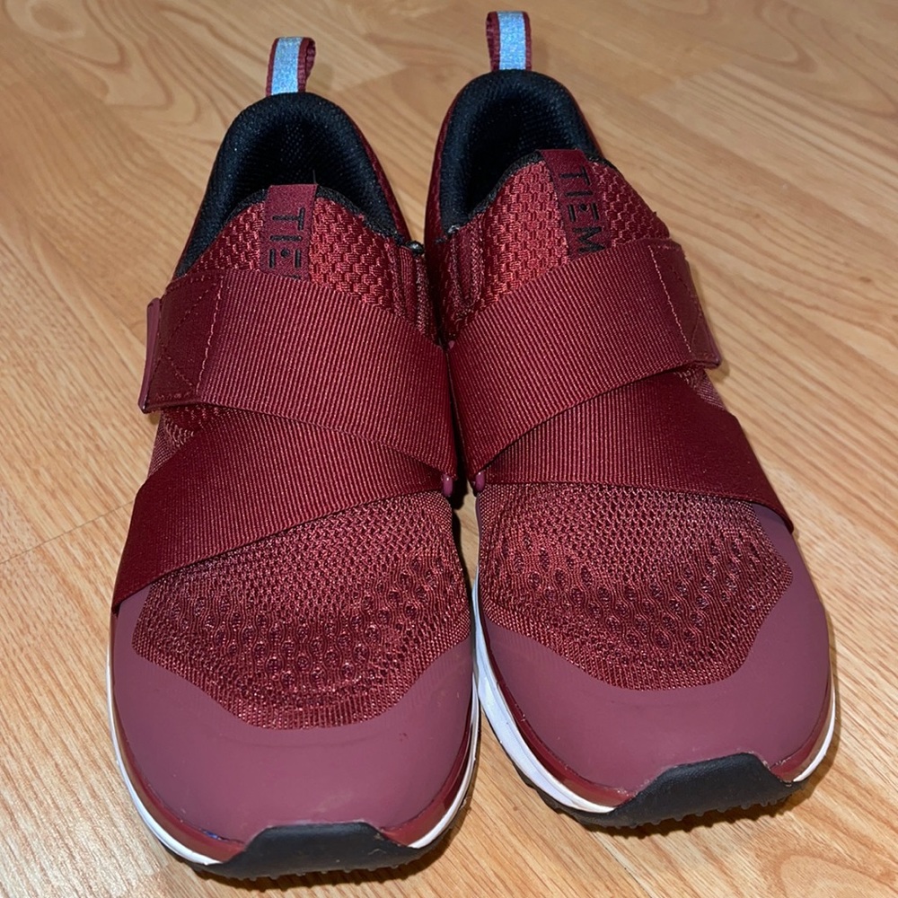 TIEM Cycling Shoes Size 5.5